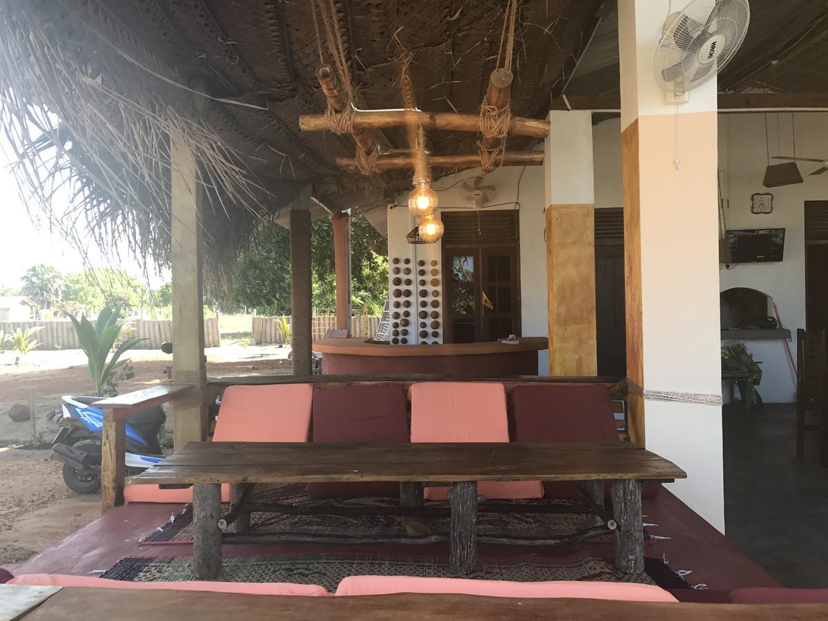 Hotel The Coconut Pottuvil Exterior foto